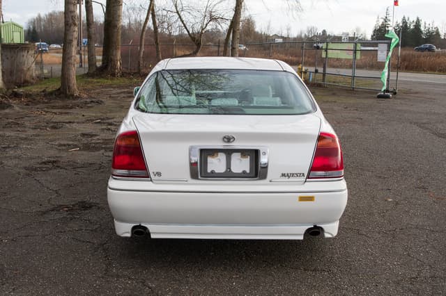 2001 Toyota Majesta JDM car for sale — photo 5 of 15
