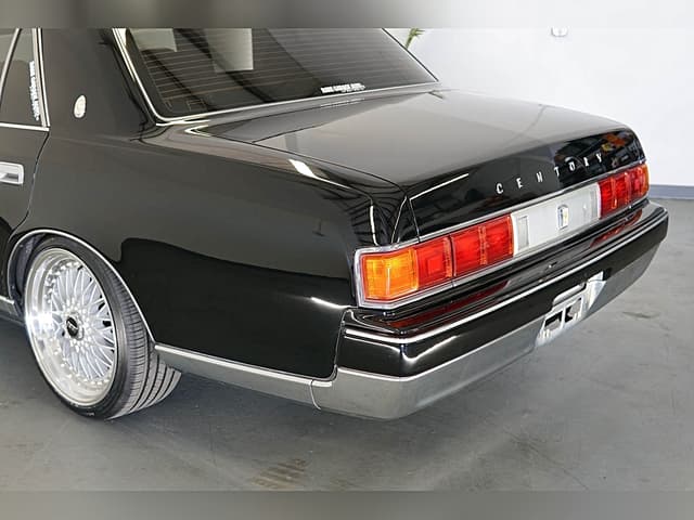 1999 Toyota Century JDM car for sale — photo 6 of 25