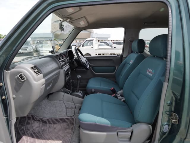 2001 Suzuki Jimny JDM car for sale — photo 25 of 25