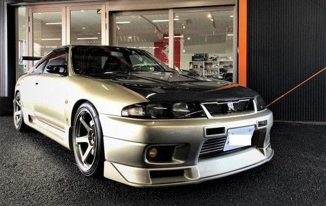 1996 Nissan Skyline JDM car for sale — photo 2 of 4