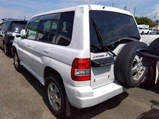 1999 Mitsubishi Pajero JDM car for sale — photo 2 of 6