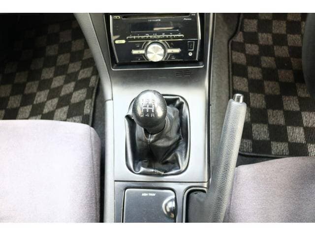 1989 Nissan Silvia JDM car for sale — photo 9 of 18