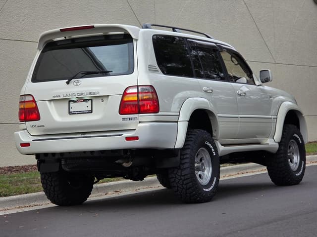 2000 Toyota Land Cruiser JDM car for sale — photo 5 of 25