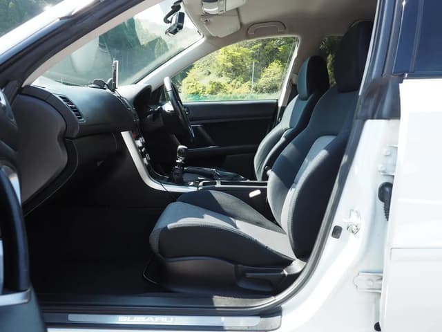 2005 Subaru Legacy JDM car for sale — photo 5 of 25