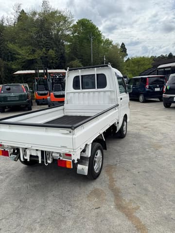 2001 Daihatsu Hijet JDM car for sale — photo 3 of 12