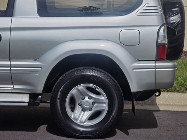 2001 Toyota Land Cruiser Prado JDM car for sale — photo 24 of 25