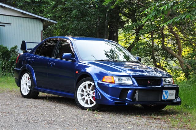2000 Mitsubishi Lancer Evolution JDM car for sale — photo 13 of 23
