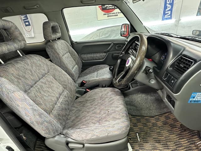 1999 Suzuki Jimny JDM car for sale — photo 17 of 23