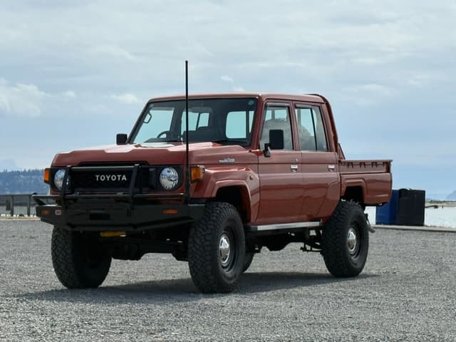 2001 Toyota Land Cruiser JDM car for sale — photo 16 of 25