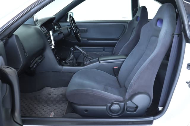 1995 Nissan Skyline JDM car for sale — photo 13 of 25