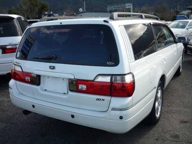 1998 Nissan Stagea JDM car for sale — photo 2 of 10