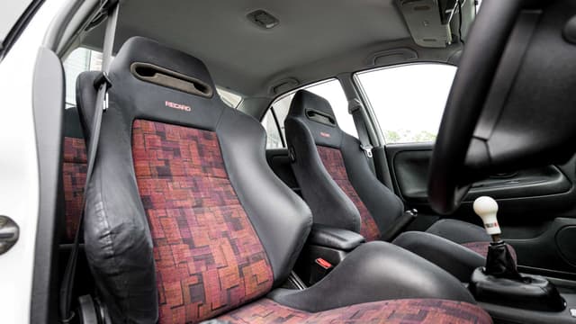 1997 Mitsubishi Lancer JDM car for sale — photo 23 of 25