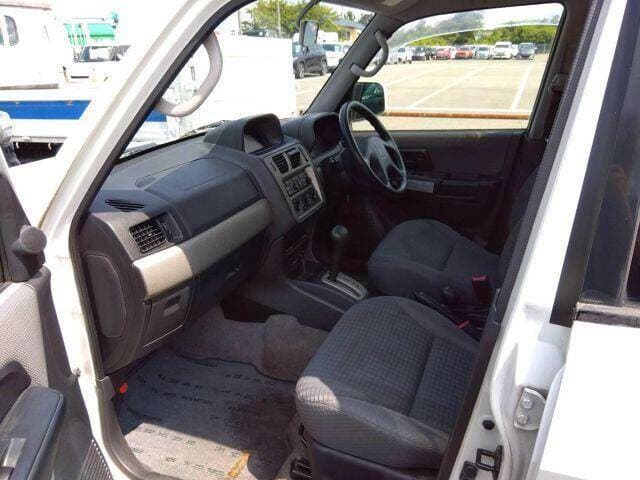 1999 Mitsubishi Pajero JDM car for sale — photo 6 of 6
