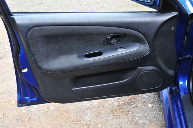 2000 Mitsubishi Lancer Evolution JDM car for sale — photo 19 of 23
