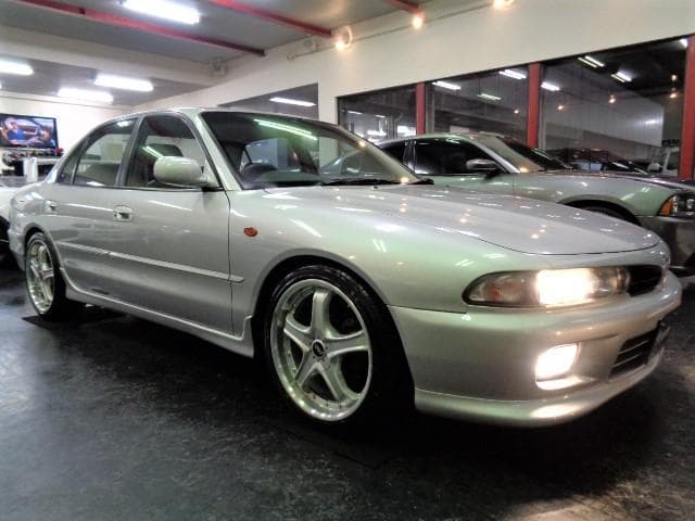 1995 Mitsubishi Galant JDM car for sale — photo 25 of 25