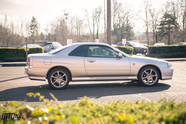1998 Nissan Skyline JDM car for sale — photo 11 of 25