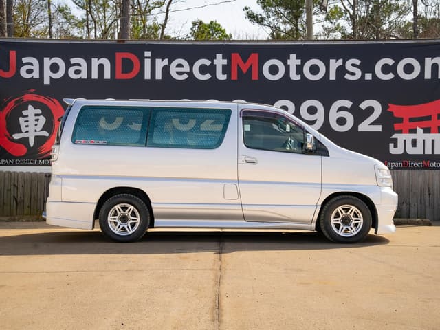 1998 Nissan Elgrand JDM car for sale — photo 6 of 25