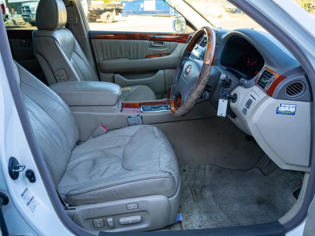 2001 Toyota Celsior JDM car for sale — photo 12 of 20