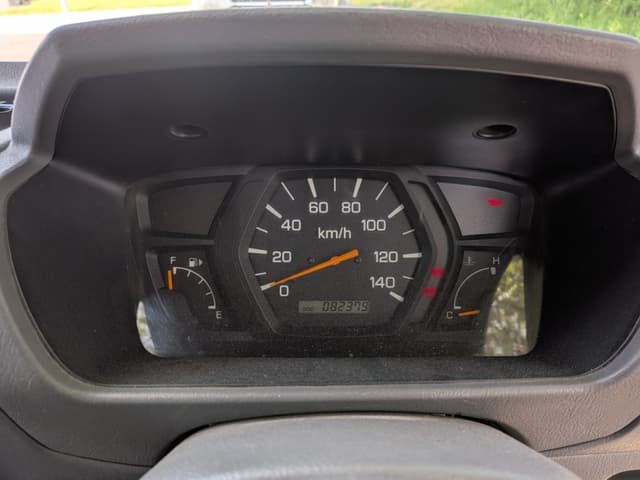 2001 Mitsubishi Minicab JDM car for sale — photo 9 of 23