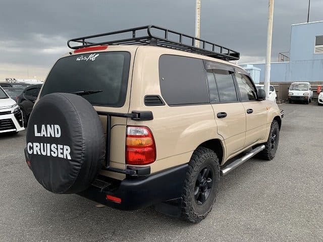 2000 Toyota Land Cruiser JDM car for sale — photo 3 of 11