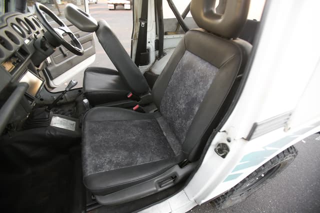 1998 Suzuki Jimny JDM car for sale — photo 18 of 25