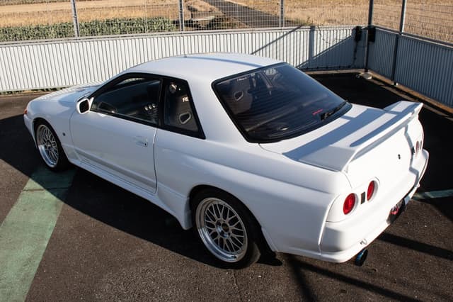1994 Nissan Skyline JDM car for sale — photo 7 of 25