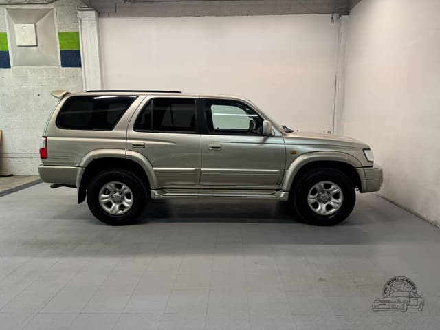 2000 Toyota Hilux Surf JDM car for sale — photo 22 of 25