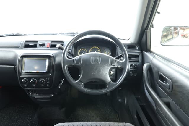 1999 Honda CR-V JDM car for sale — photo 10 of 25