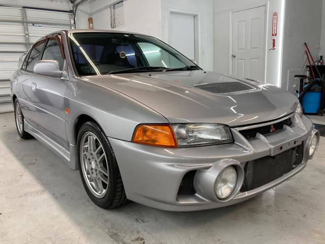 1996 Mitsubishi Lancer Evolution JDM car for sale — photo 3 of 24