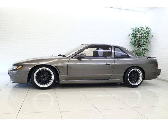 1992 Nissan Silvia JDM car for sale — photo 17 of 18