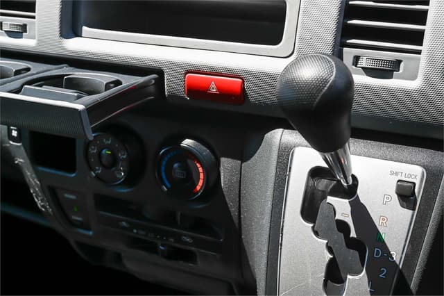 2011 Toyota HiAce JDM car for sale — photo 22 of 22