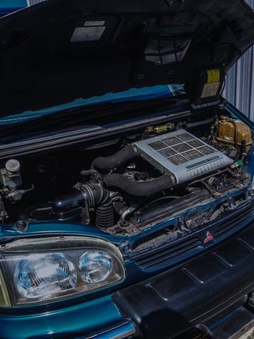 1997 Mitsubishi Delica JDM car for sale — photo 10 of 10