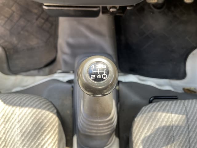 1996 Daihatsu Hijet JDM car for sale — photo 16 of 17