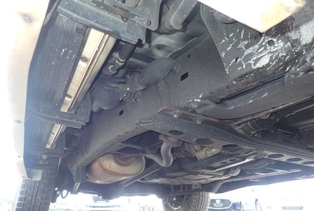 2005 Toyota Land Cruiser JDM car for sale — photo 23 of 25