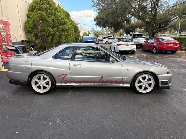 2001 Nissan Skyline JDM car for sale — photo 8 of 18