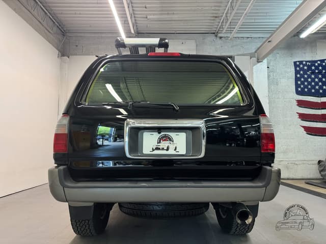 1999 Toyota Hilux Surf JDM car for sale — photo 19 of 25