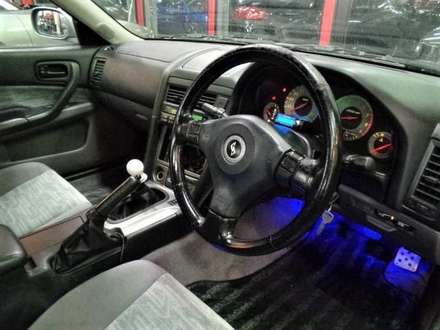 2001 Nissan Skyline JDM car for sale — photo 8 of 11