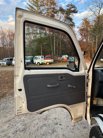2000 Daihatsu Hijet JDM car for sale — photo 14 of 25