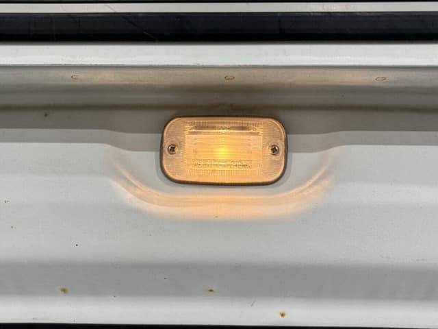 1995 Mitsubishi Minicab JDM car for sale — photo 6 of 25