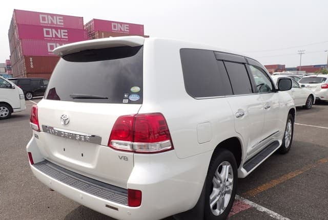 2009 Toyota Land Cruiser JDM car for sale — photo 5 of 25