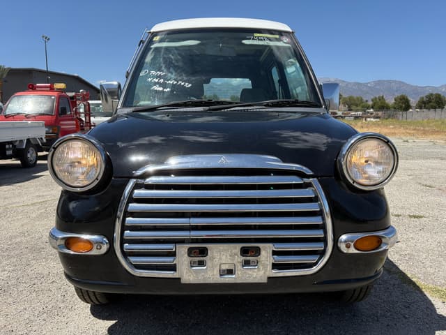 1997 Mitsubishi Toppo JDM car for sale — photo 2 of 25