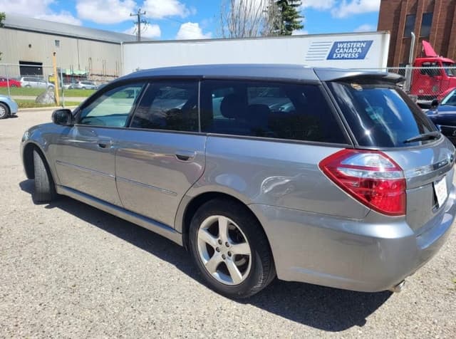 2007 Subaru Legacy JDM car for sale — photo 5 of 9
