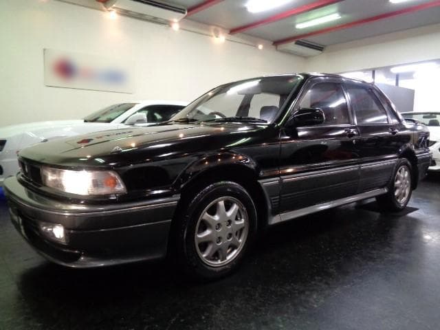 1990 Mitsubishi Galant JDM car for sale — photo 5 of 25