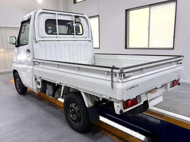 2005 Mitsubishi Minicab JDM car for sale — photo 3 of 25