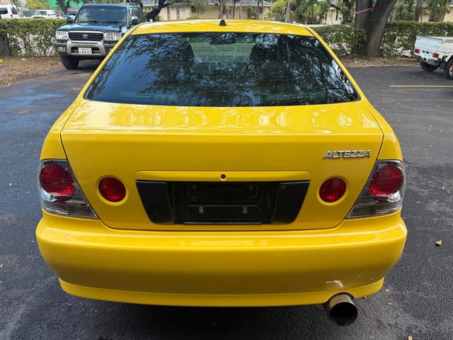 1998 Toyota Altezza JDM car for sale — photo 6 of 16