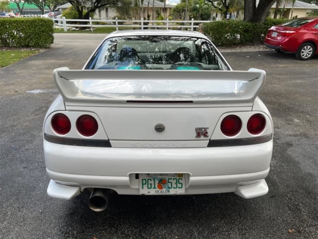 1995 Nissan Skyline JDM car for sale — photo 6 of 17