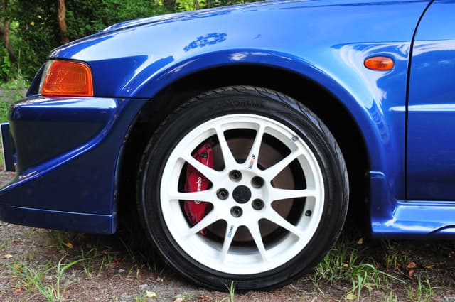 2000 Mitsubishi Lancer Evolution JDM car for sale — photo 10 of 23