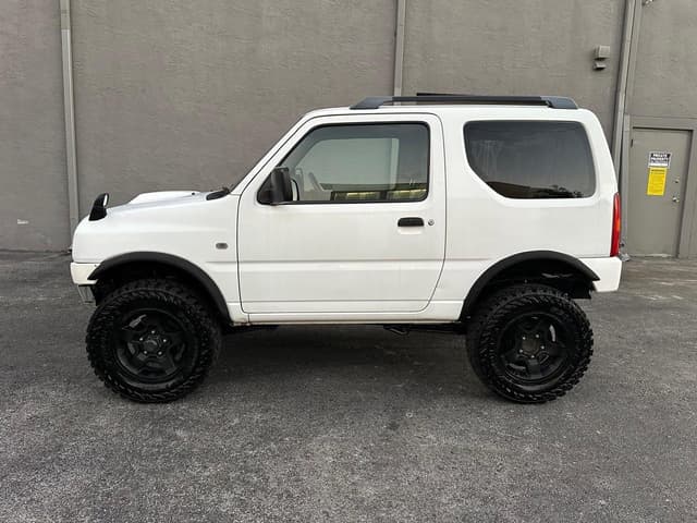 1999 Suzuki Jimny JDM car for sale — photo 4 of 23