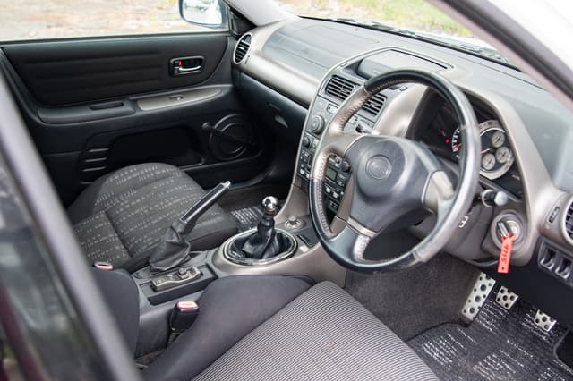 1999 Toyota Altezza JDM car for sale — photo 9 of 14