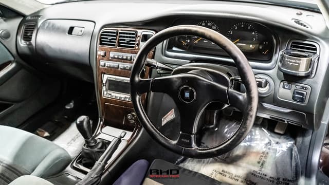 1995 Toyota Mark II JDM car for sale — photo 12 of 25